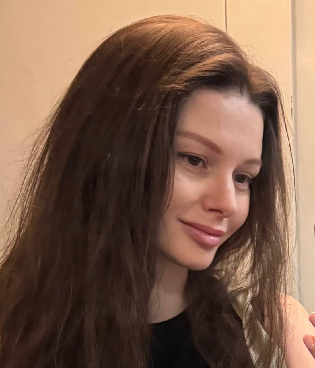 Elena, founder of Elunna Mystic